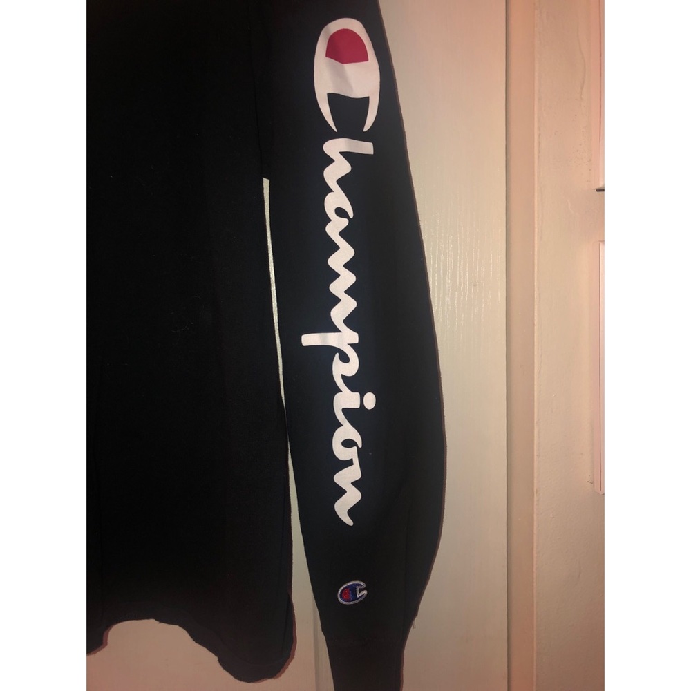 Champion Long Sleeve T-shirt